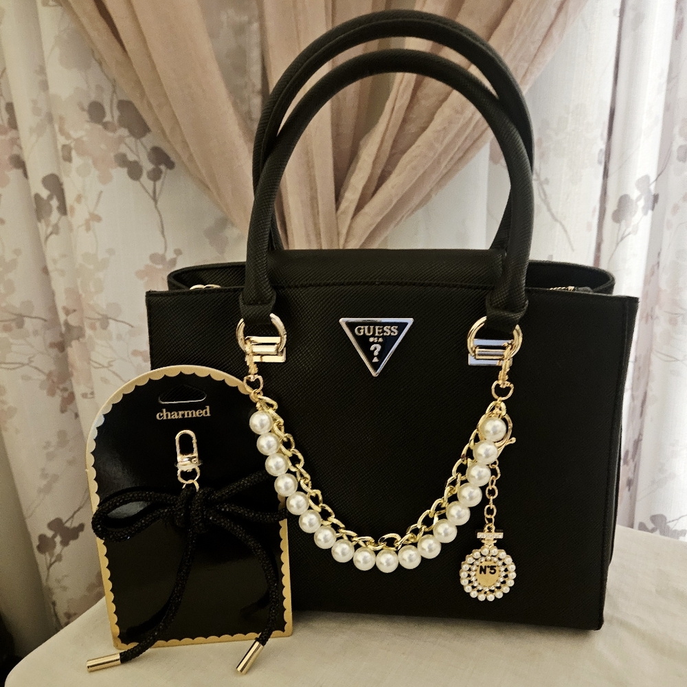 GUESS Black Satchel - EUC